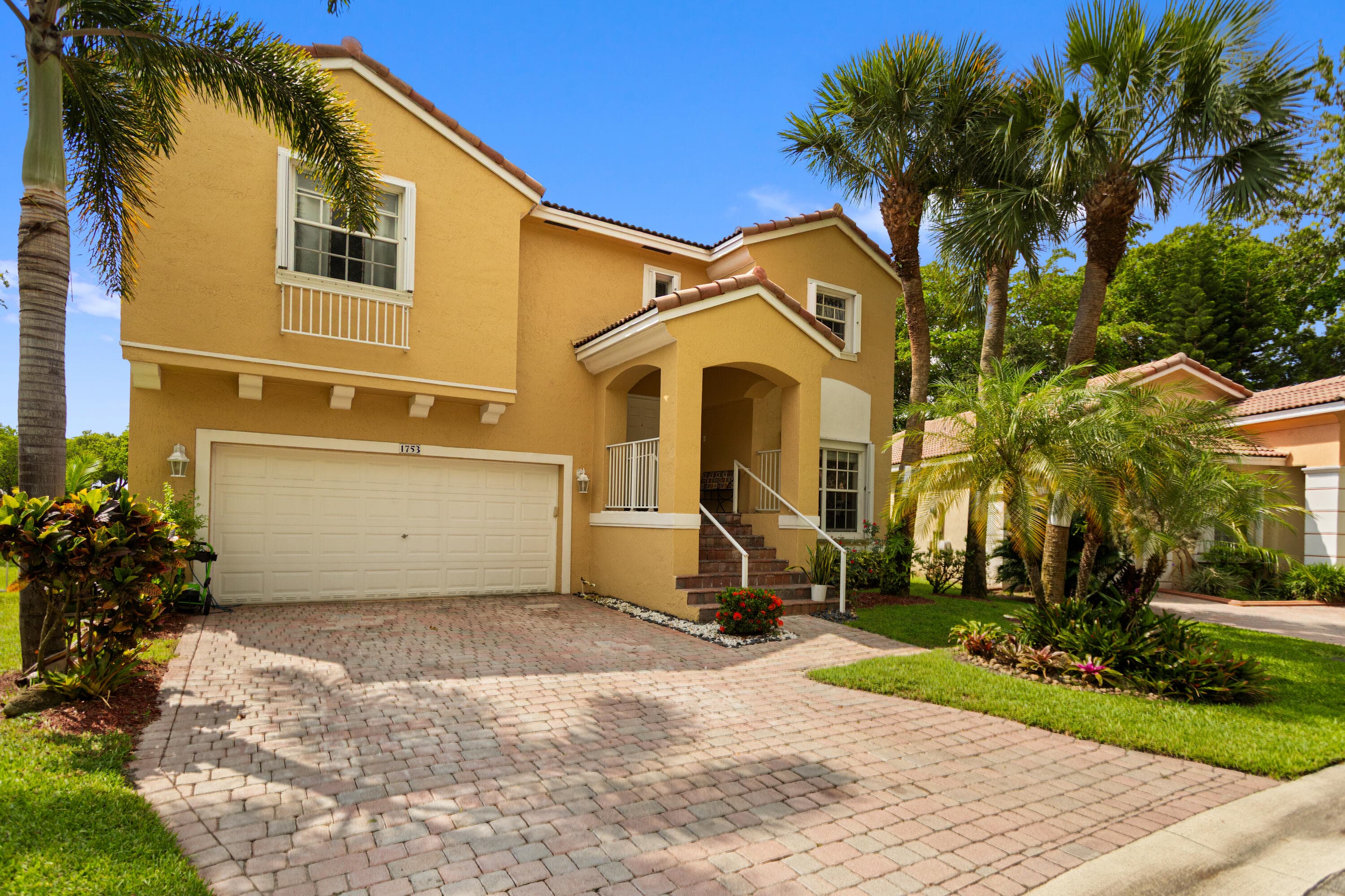 1753 NW 74th Way, Pembroke Pines, FL 33024