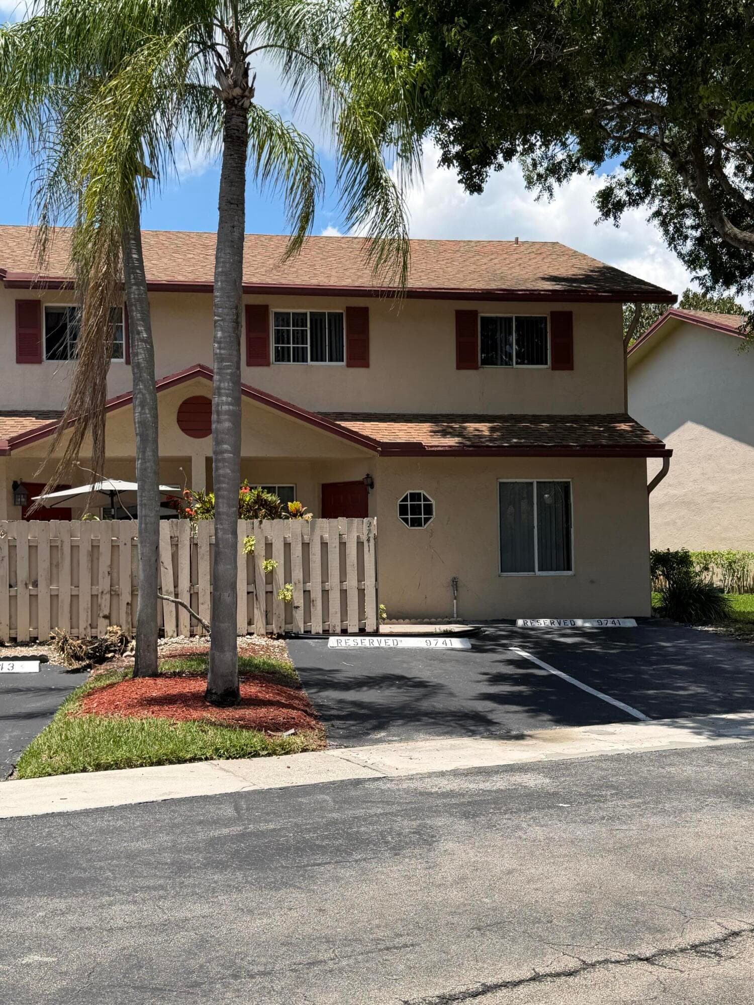9741 NW 37th Street, Sunrise, FL 33351