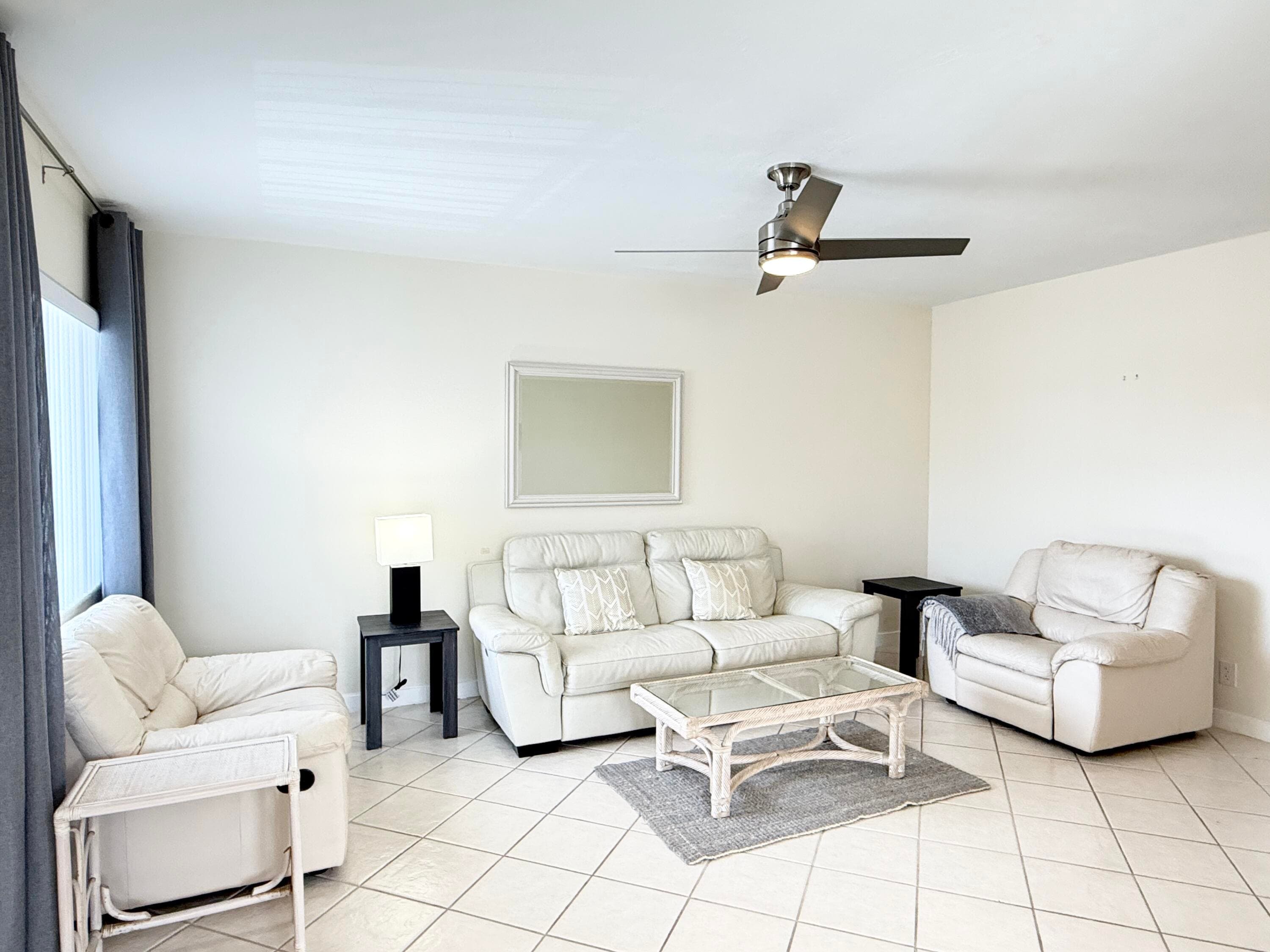 2880 Lake Osborne Drive 205, Lake Worth Beach, FL 33461