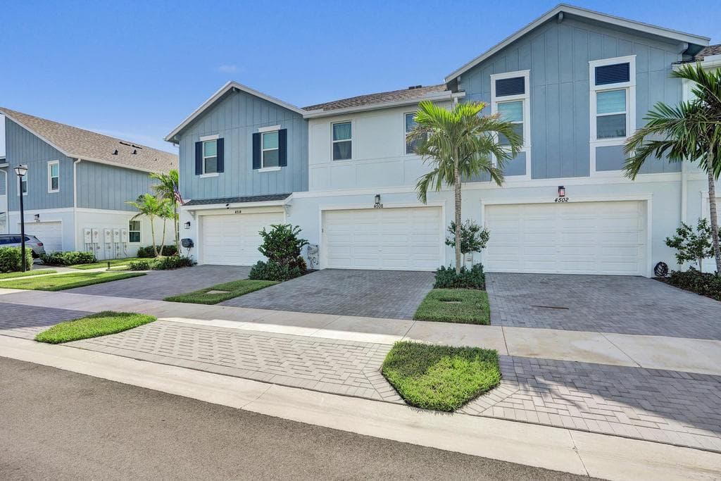 4508 Longwood Lake Square, Westlake, FL 33470