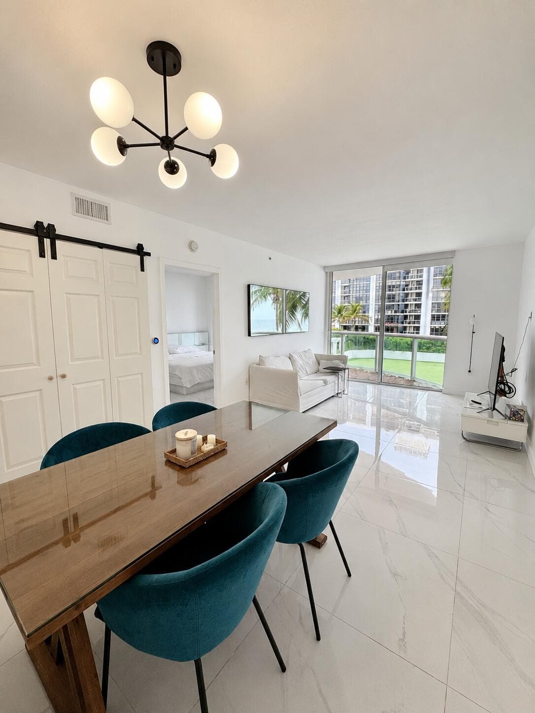 6365 Collins Avenue 811, Miami Beach, FL 33141